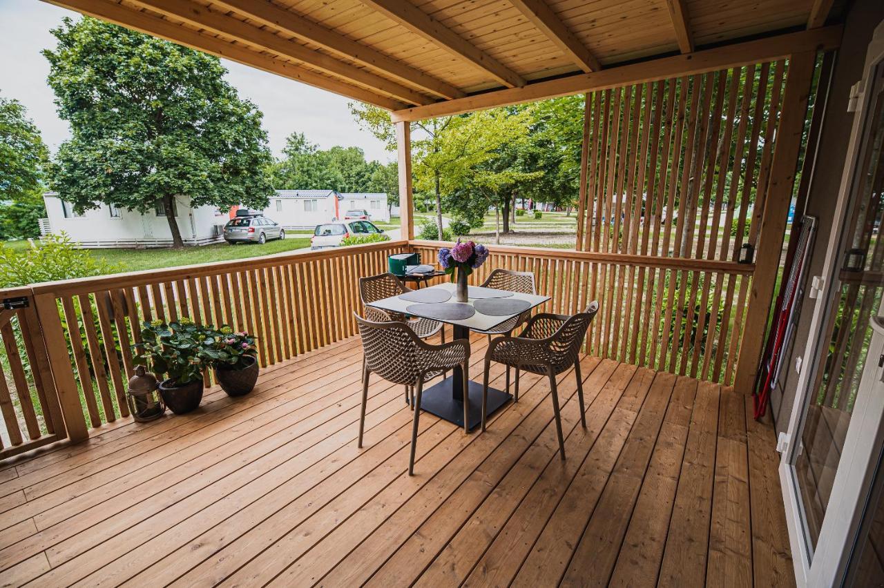 Premium Mobile Homes With Thermal Riviera Tickets Чатеж-об-Саві Екстер'єр фото