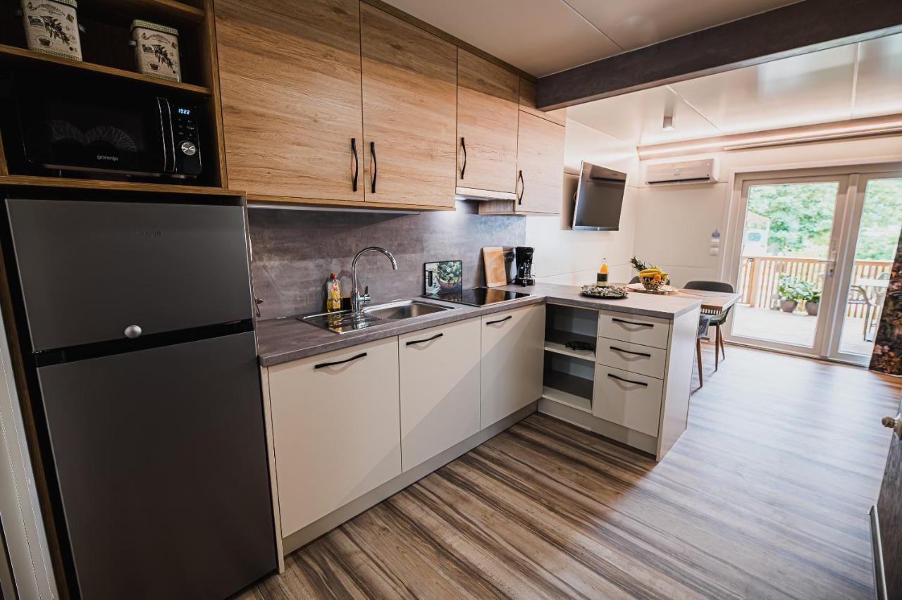 Premium Mobile Homes With Thermal Riviera Tickets Чатеж-об-Саві Екстер'єр фото